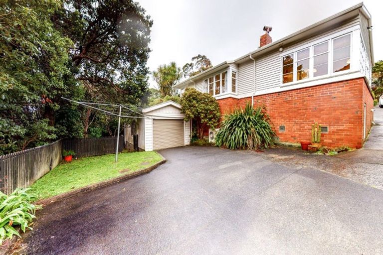 Photo of property in 30 Karamu Street, Ngaio, Wellington, 6035