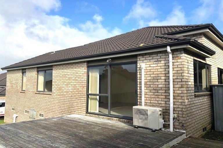 Photo of property in 9 Travis View Drive, Fairview Heights, Auckland, 0632