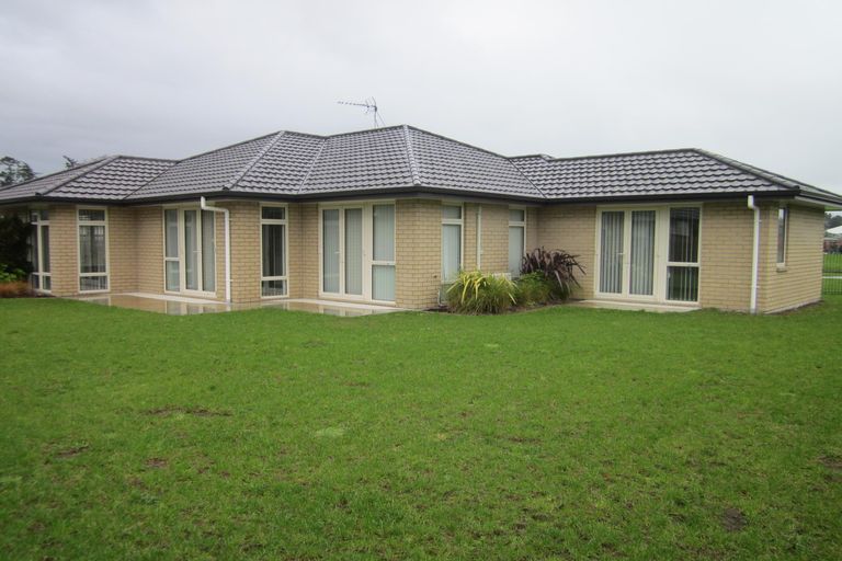 Photo of property in 31 Plescher Crescent, Leamington, Cambridge, 3432