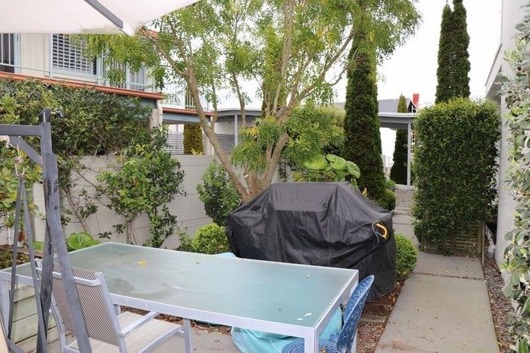 Photo of property in 1/104 Harbour Drive, Otumoetai, Tauranga, 3110