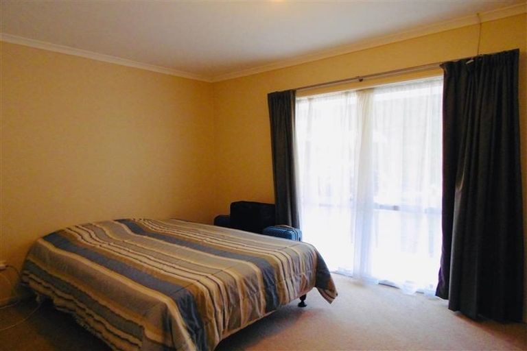 Photo of property in 1/39 Awanui Street, Merrilands, New Plymouth, 4312