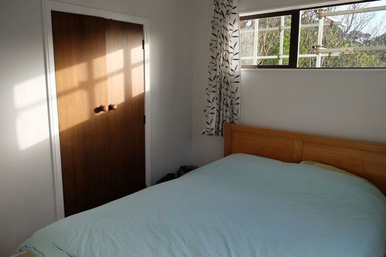 Photo of property in 132 Wadestown Road, Wadestown, Wellington, 6012