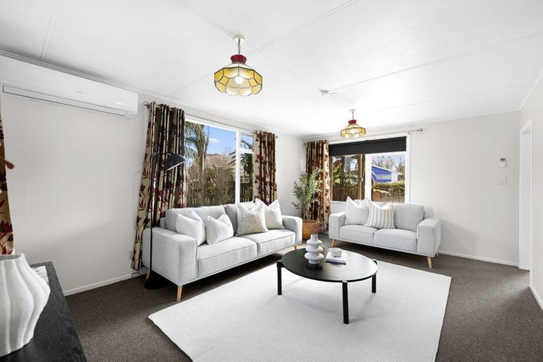 Photo of property in 12 Lydiard Place, Chartwell, Hamilton, 3210