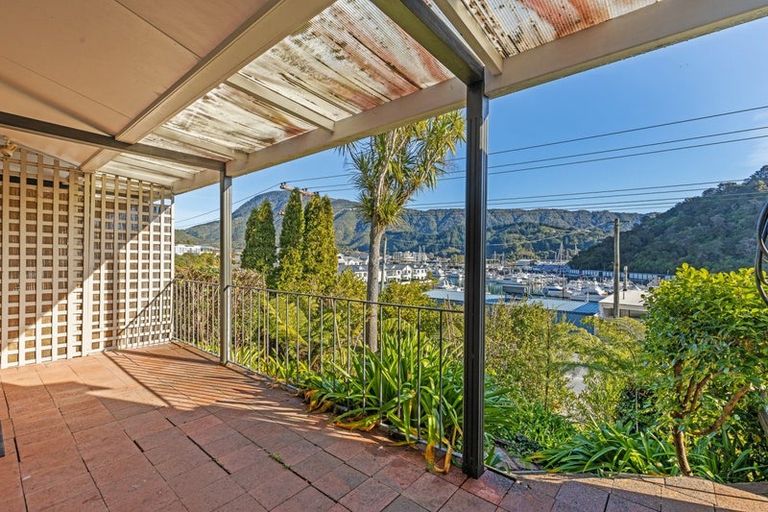 Photo of property in 4u Rutland Street, Picton, 7220