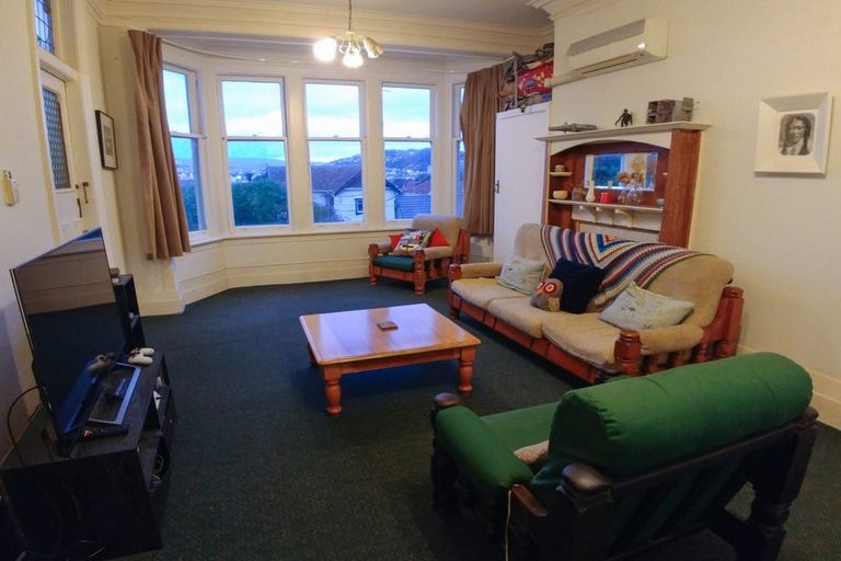 Photo of property in 21 Burnell Avenue, Thorndon, Wellington, 6011