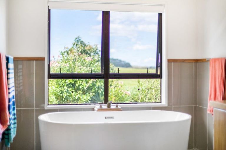 Photo of property in 127 Bluff Road, Pokeno, 2471