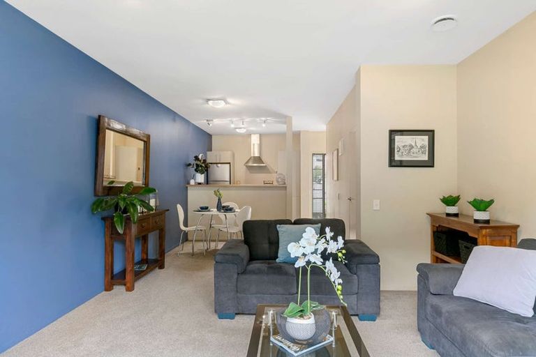 Photo of property in Monterey Apartments, 8/232 Middleton Road, Glenside, Wellington, 6037