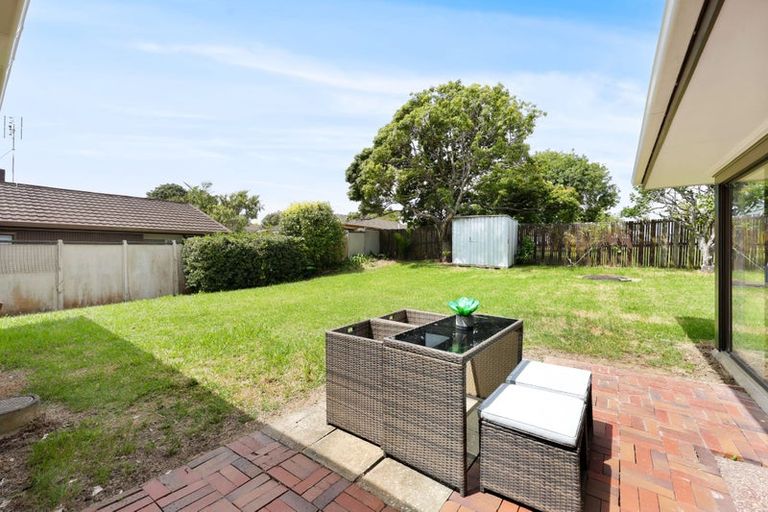 Photo of property in 178 Prince Regent Drive, Farm Cove, Auckland, 2012