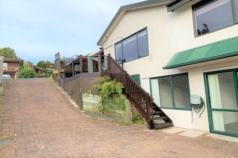 Photo of property in 29 Goodwood Drive, Goodwood Heights, Auckland, 2105