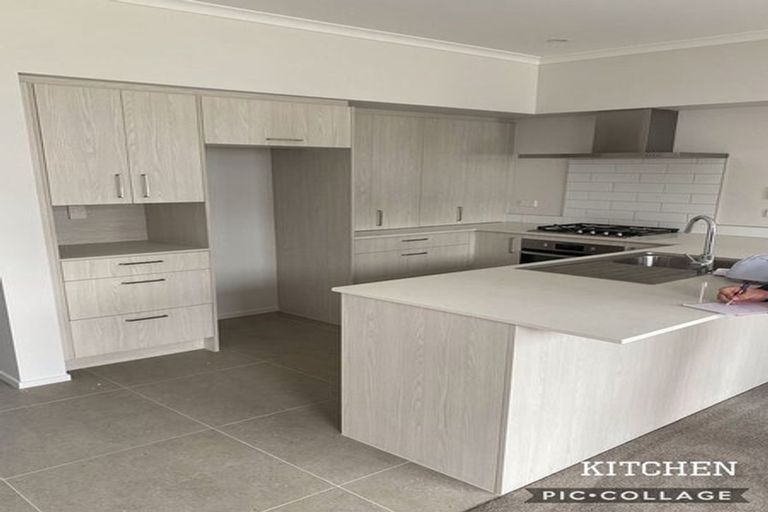 Photo of property in 5 Pukewhero Rise, Westgate, Auckland, 0614