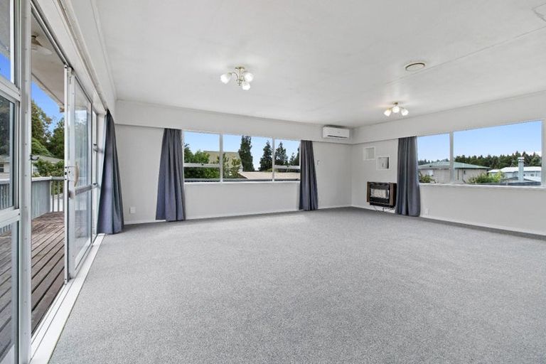Photo of property in 26 Kiwi Avenue, Forest Lake, Hamilton, 3200