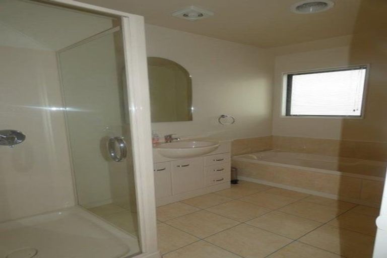 Photo of property in 54 Downing Street, Crofton Downs, Wellington, 6035