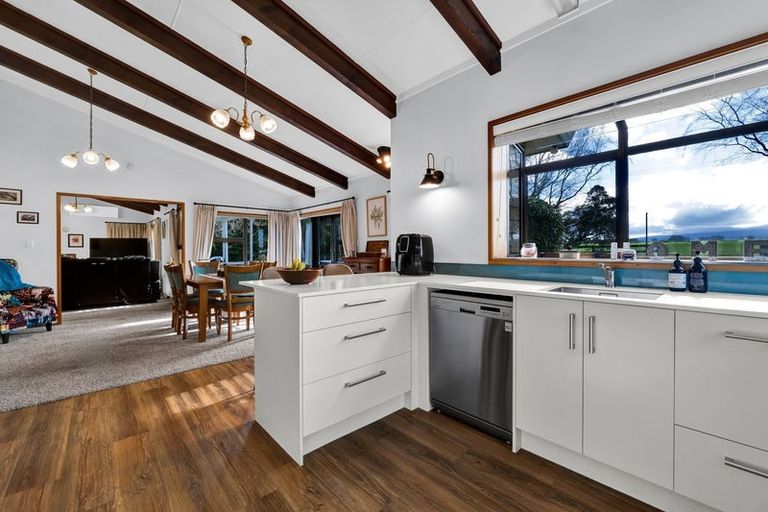 Photo of property in 2227 Skeet Road, Auroa, Hawera, 4678