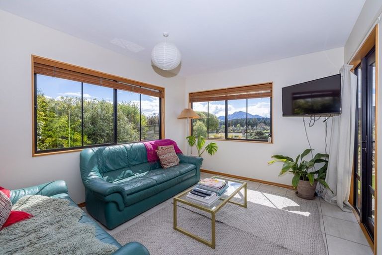 Photo of property in 16 Willowridge, Wanaka, 9305