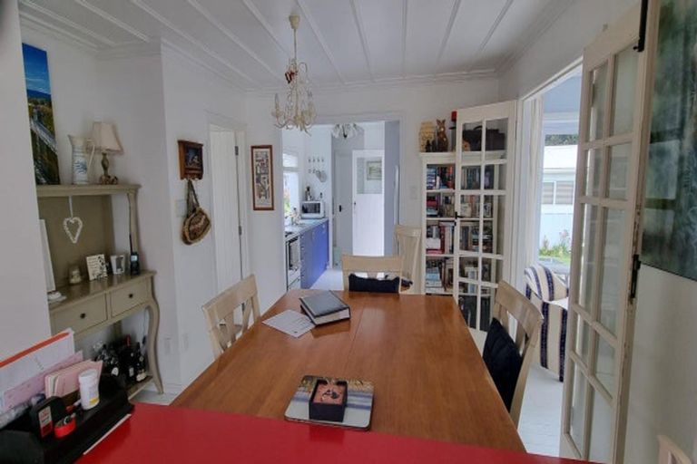 Photo of property in 53 Pouewe Street, Kawhia, 3889