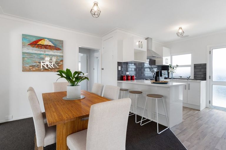 Photo of property in 15 Norman Street, Nawton, Hamilton, 3200