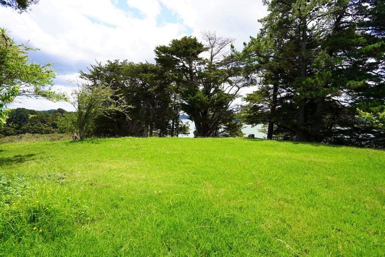 Photo of property in 22 Bonham Street, Pahi, Paparoa, 0571