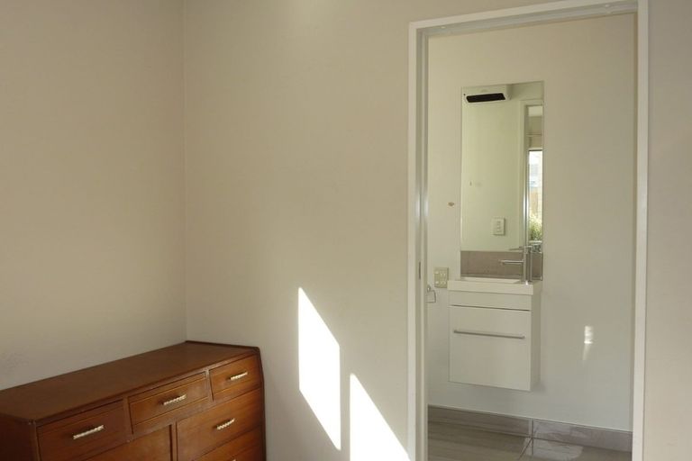 Photo of property in 28 Burke Street, Addington, Christchurch, 8024