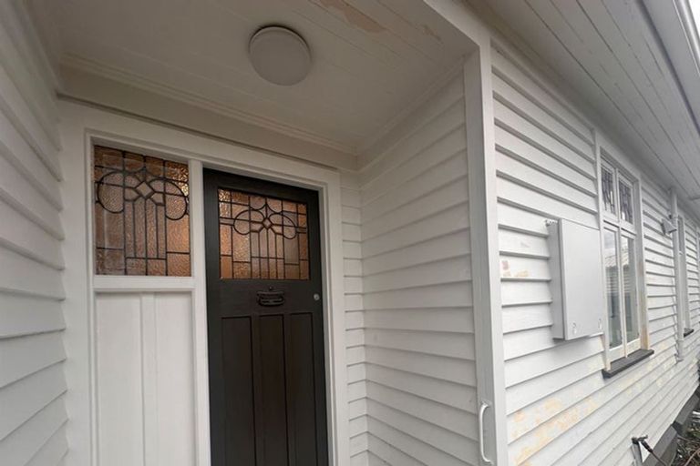 Photo of property in 48 North Avon Road, Richmond, Christchurch, 8013