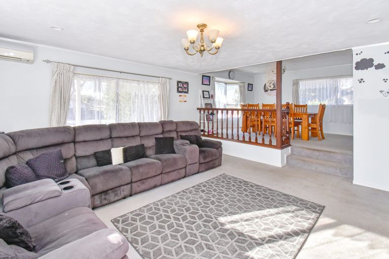 Photo of property in 44 Lakeside Drive, Pahurehure, Papakura, 2113