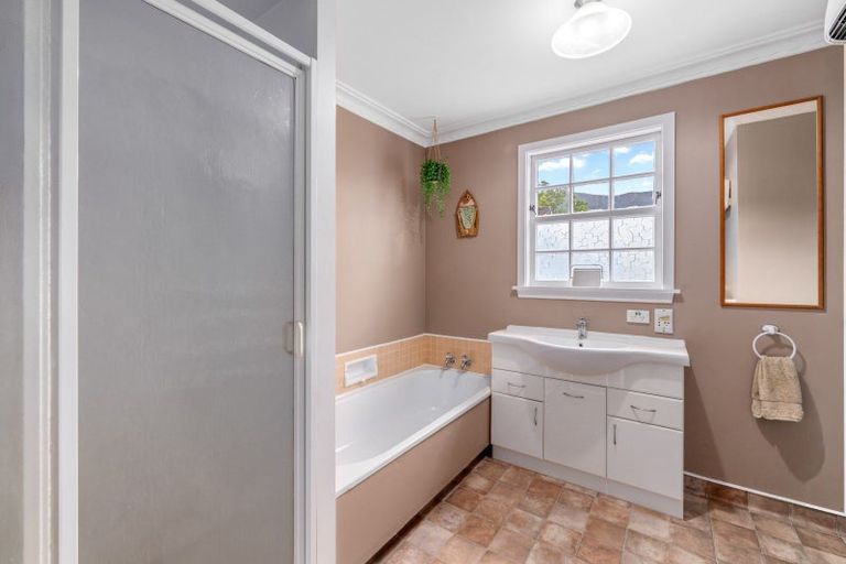 Photo of property in 2 The Anchorage, Waikawa, Picton, 7220