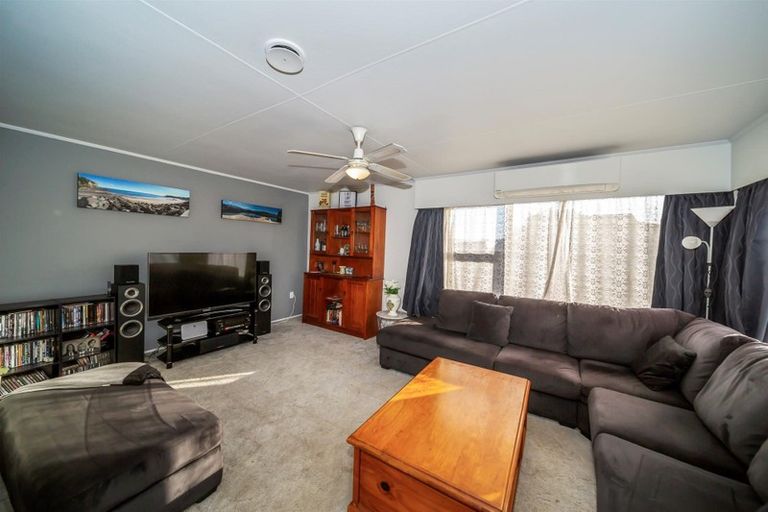 Photo of property in 73 Fantham Street, Hawera, 4610
