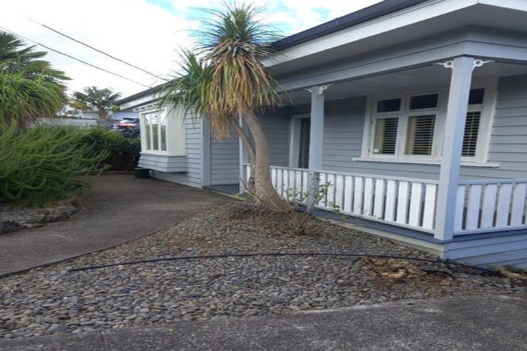 Photo of property in 32 Fergusson Avenue, Sandringham, Auckland, 1025