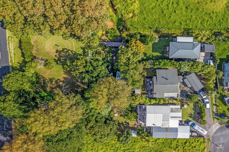 Photo of property in 19 Maraetai Place, Port Waikato, Tuakau, 2695