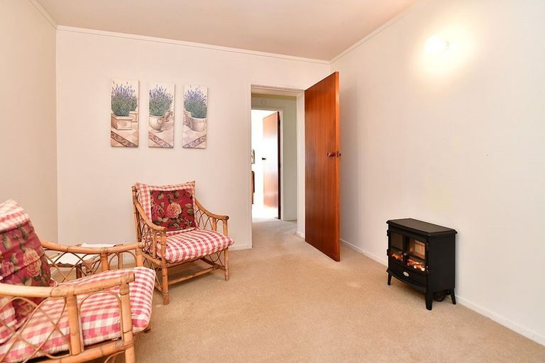 Photo of property in 81 Duncansby Road, Stanmore Bay, Whangaparaoa, 0932