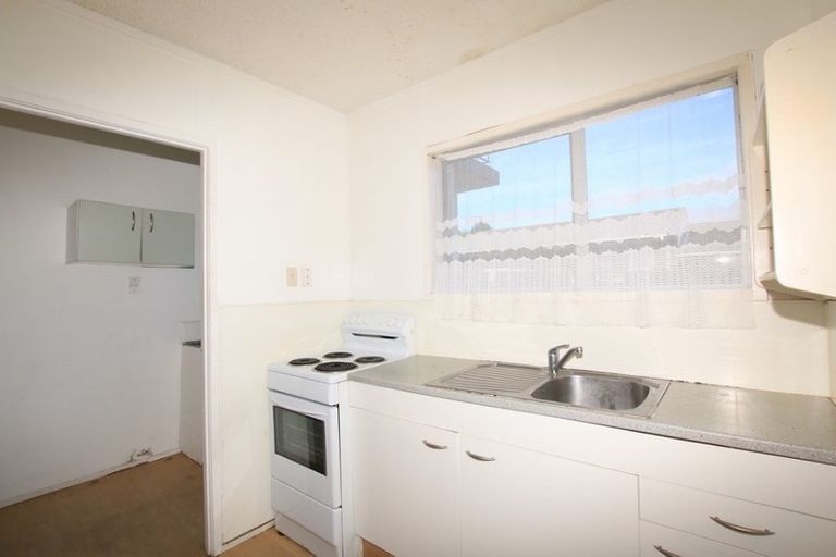 Photo of property in 7/126 Lynwood Road, New Lynn, Auckland, 0600