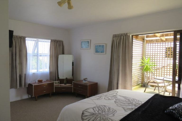 Photo of property in 29 Oxford Street, Whakapirau, Maungaturoto, 0583