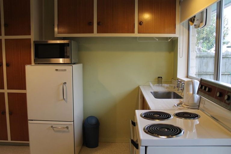 Photo of property in 2/372 Hereford Street, Linwood, Christchurch, 8011