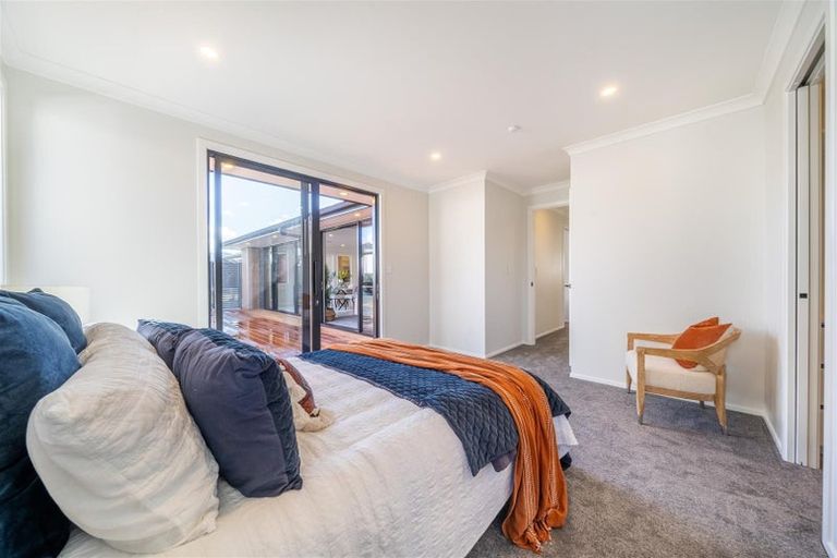 Photo of property in 17 Cynisca Crescent, Wallaceville, Upper Hutt, 5018