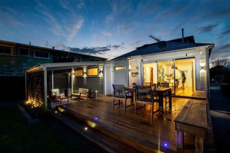 Photo of property in 7 Massey Street, Westown, New Plymouth, 4310