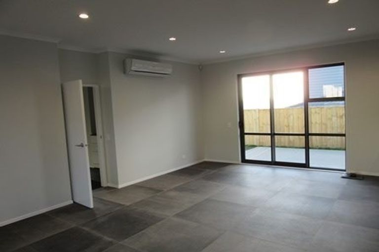 Photo of property in 36 Mackay Drive, Greenhithe, Auckland, 0632