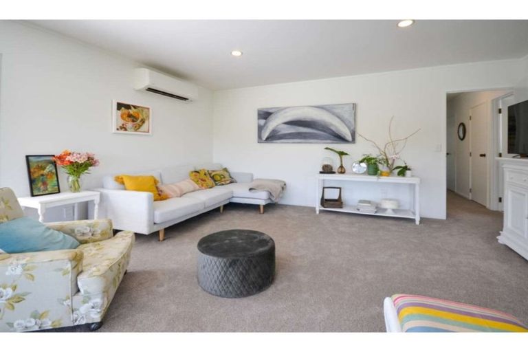 Photo of property in 8 Kemp Road, Kerikeri, 0230