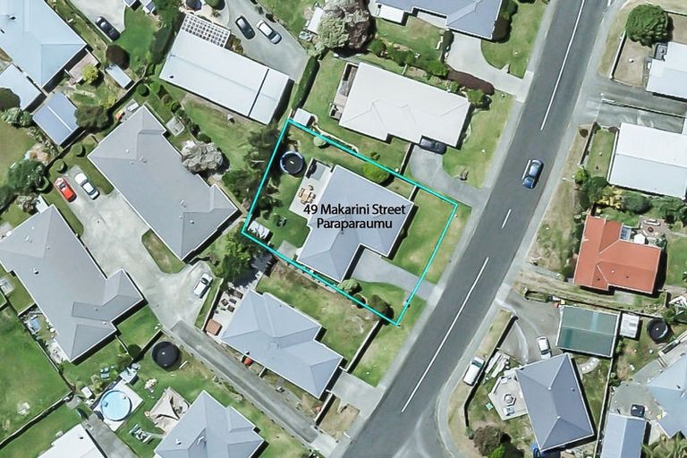 Photo of property in 49 Makarini Street, Paraparaumu, 5032