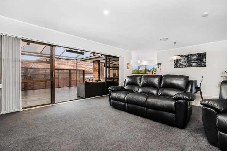 Photo of property in 45 Lakeside Drive, Pahurehure, Papakura, 2113