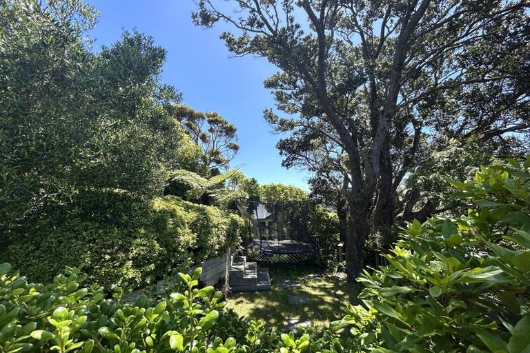 Photo of property in 25 Torwood Road, Khandallah, Wellington, 6035