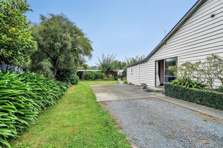 Photo of property in 22 Saint James Street, Southbridge, 7602