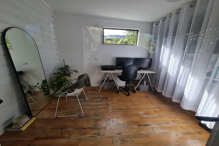 Photo of property in 26a Airlie Road, Plimmerton, Porirua, 5026