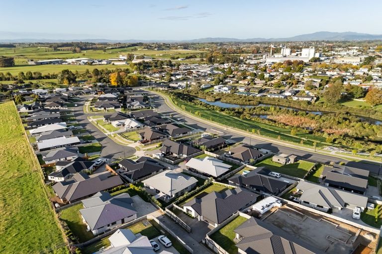 Photo of property in 2/84 Gateway Drive, Te Awamutu, 3800