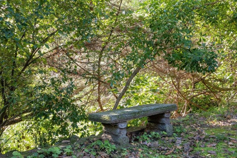 Photo of property in 3 Cobden Crescent, Bluff Hill, Napier, 4110