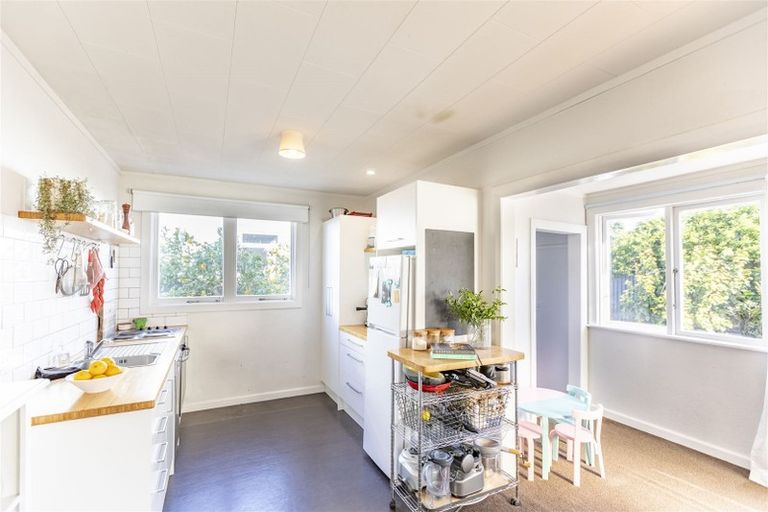 Photo of property in 95 Wellesley Road, Napier South, Napier, 4110