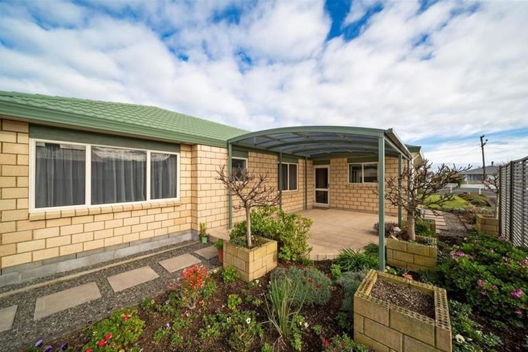 Photo of property in 140 Waihi Road, Hawera, 4610