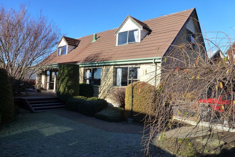 Photo of property in 50 Aronui Road, Bridge Hill, Alexandra, 9320