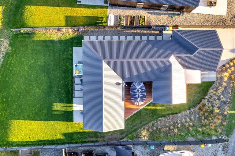 Photo of property in 14 Arion Court, Mount Pisa, Cromwell, 9383