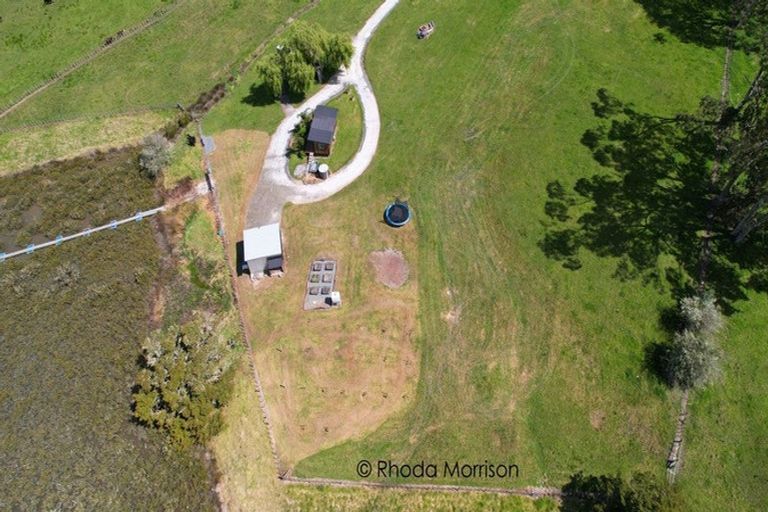 Photo of property in 41 Minnie Casey Rise, Matakohe, 0593