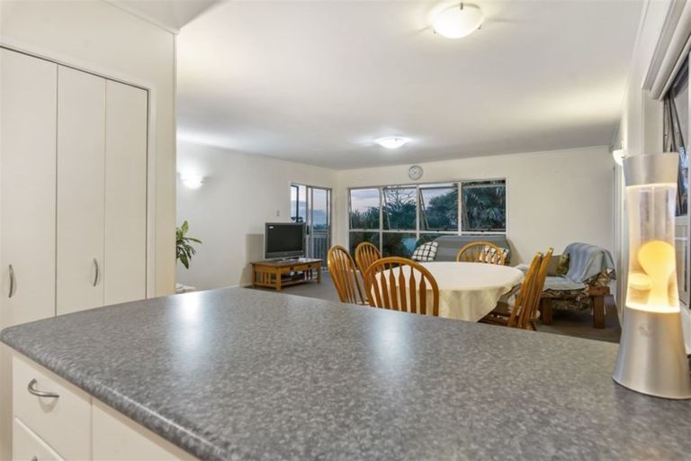 Photo of property in 223a Titirangi Road, Titirangi, Auckland, 0604