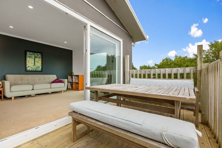 Photo of property in 57c Anglers Avenue, Warea, New Plymouth, 4381